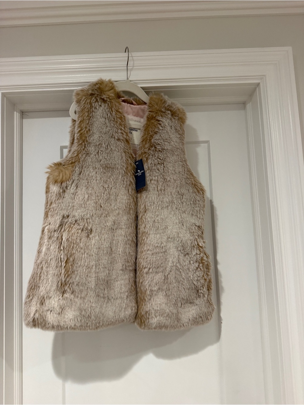 abercrombie kids Faux Fur Vest in Light Beige